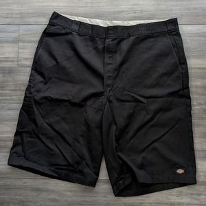 🪴 Men's Dickies Shorts, Size 44